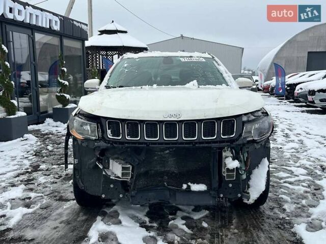 Белый Джип Компас, объемом двигателя 2.4 л и пробегом 227 тыс. км за 8200 $, фото 2 на Automoto.ua