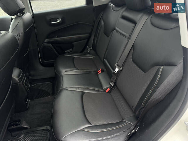 Белый Джип Компас, объемом двигателя 2.36 л и пробегом 121 тыс. км за 14300 $, фото 14 на Automoto.ua