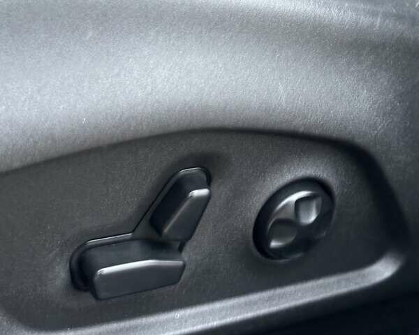 Белый Джип Компас, объемом двигателя 2.4 л и пробегом 101 тыс. км за 16800 $, фото 27 на Automoto.ua