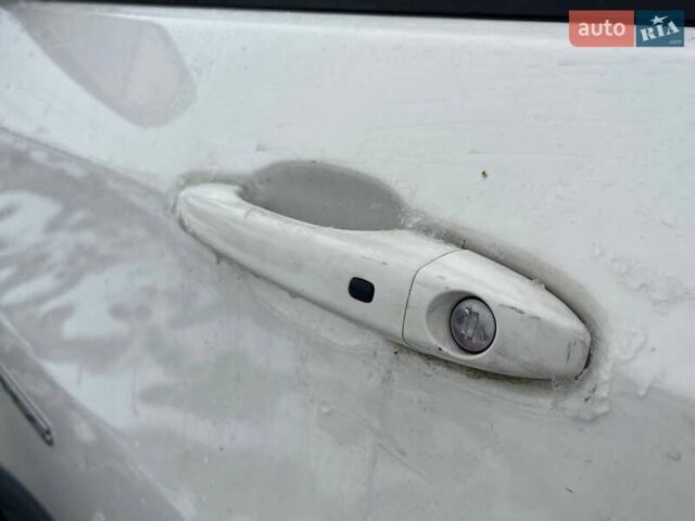 Белый Джип Компас, объемом двигателя 2.4 л и пробегом 227 тыс. км за 8200 $, фото 14 на Automoto.ua