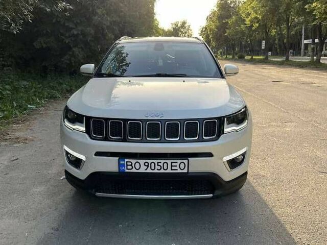 Белый Джип Компас, объемом двигателя 2.4 л и пробегом 70 тыс. км за 10000 $, фото 1 на Automoto.ua