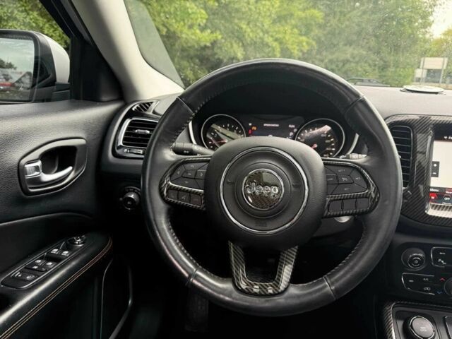 Білий Джип Compass, об'ємом двигуна 2.4 л та пробігом 78 тис. км за 11200 $, фото 15 на Automoto.ua