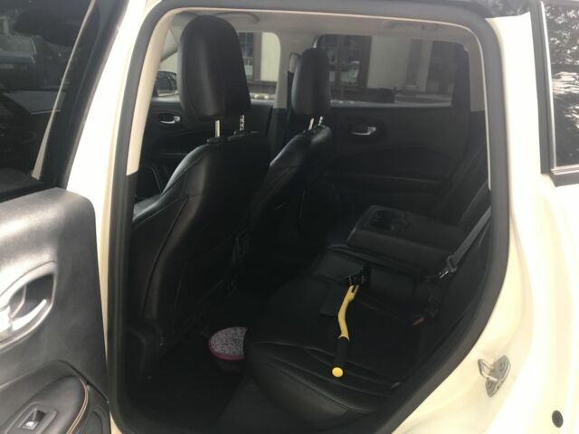 Белый Джип Компас, объемом двигателя 2.4 л и пробегом 73 тыс. км за 15500 $, фото 10 на Automoto.ua