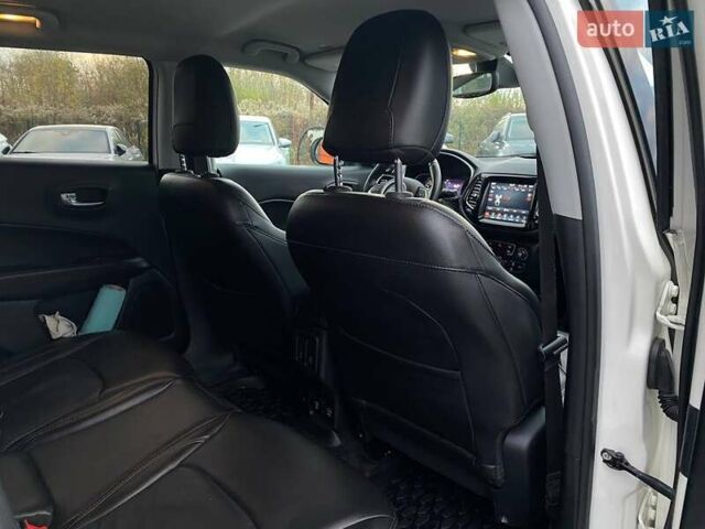 Білий Джип Compass, об'ємом двигуна 2.36 л та пробігом 91 тис. км за 15700 $, фото 25 на Automoto.ua