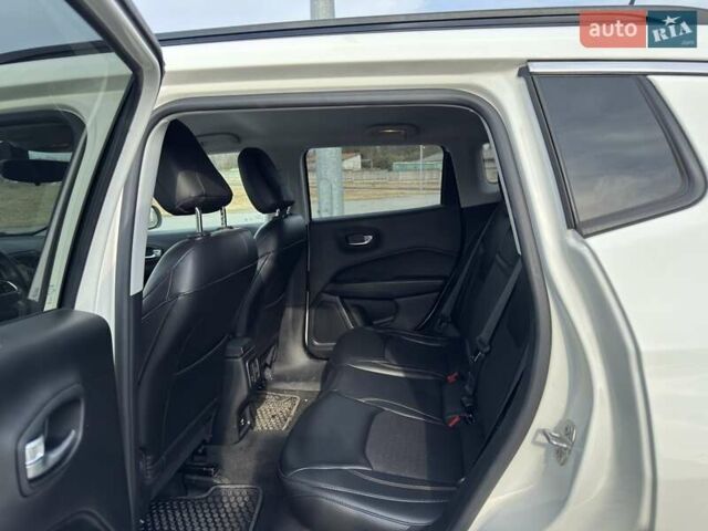 Белый Джип Компас, объемом двигателя 2.36 л и пробегом 111 тыс. км за 14900 $, фото 7 на Automoto.ua