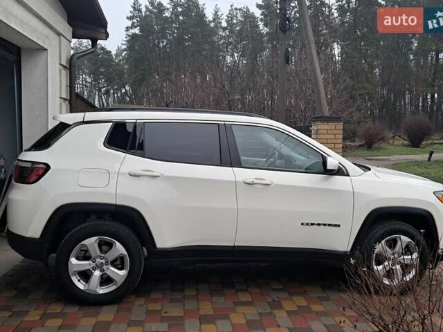 Белый Джип Компас, объемом двигателя 2.36 л и пробегом 117 тыс. км за 14300 $, фото 3 на Automoto.ua