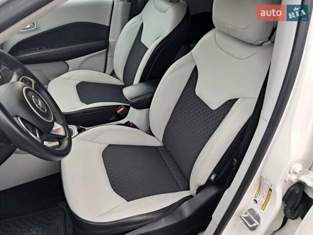 Белый Джип Компас, объемом двигателя 2.36 л и пробегом 117 тыс. км за 14300 $, фото 14 на Automoto.ua