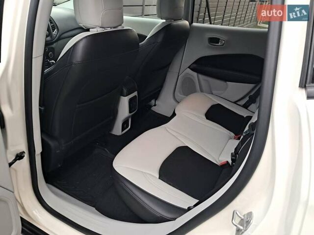 Белый Джип Компас, объемом двигателя 2.36 л и пробегом 117 тыс. км за 14300 $, фото 17 на Automoto.ua