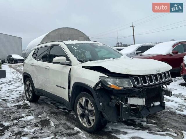 Белый Джип Компас, объемом двигателя 2.4 л и пробегом 227 тыс. км за 8200 $, фото 1 на Automoto.ua