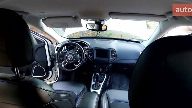 Білий Джип Compass, об'ємом двигуна 2.36 л та пробігом 81 тис. км за 17500 $, фото 7 на Automoto.ua
