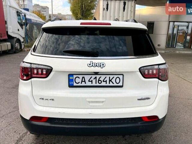 Белый Джип Компас, объемом двигателя 2.36 л и пробегом 117 тыс. км за 14900 $, фото 5 на Automoto.ua