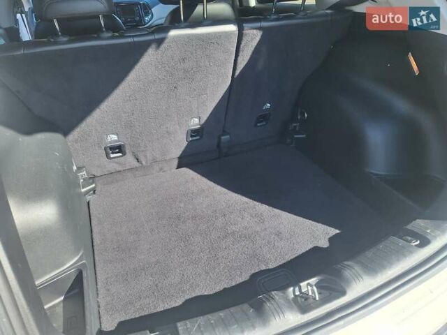 Білий Джип Compass, об'ємом двигуна 2.36 л та пробігом 180 тис. км за 13150 $, фото 40 на Automoto.ua