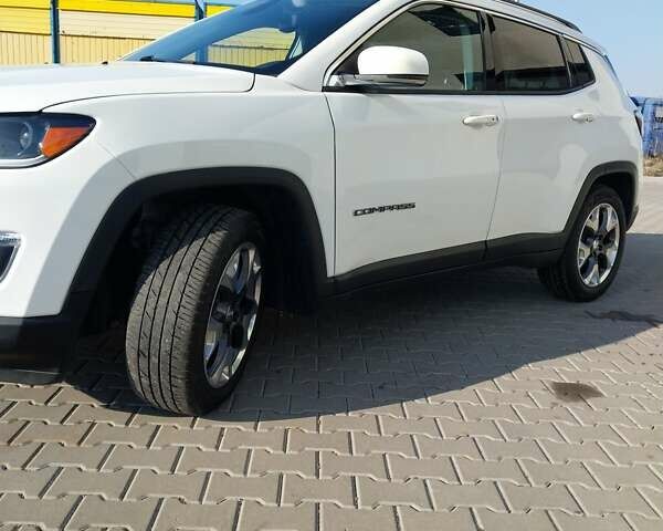 Белый Джип Компас, объемом двигателя 2.36 л и пробегом 138 тыс. км за 15500 $, фото 2 на Automoto.ua