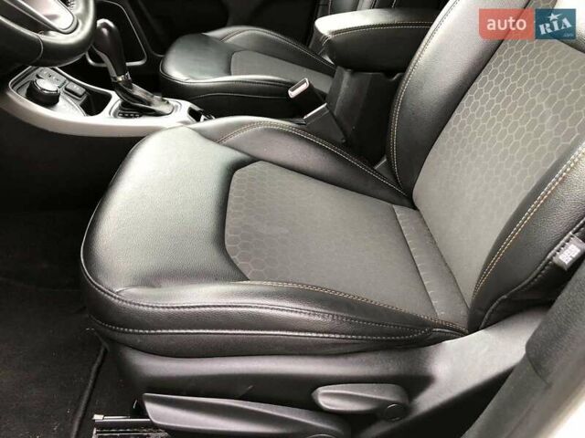 Білий Джип Compass, об'ємом двигуна 2.4 л та пробігом 52 тис. км за 15500 $, фото 15 на Automoto.ua
