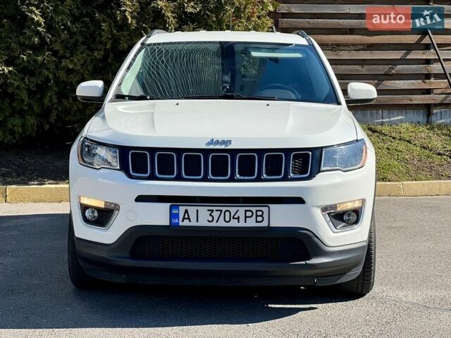 Белый Джип Компас, объемом двигателя 2.4 л и пробегом 68 тыс. км за 15800 $, фото 1 на Automoto.ua