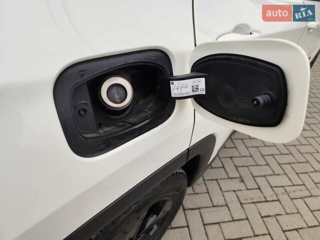 Белый Джип Компас, объемом двигателя 2.36 л и пробегом 74 тыс. км за 16250 $, фото 31 на Automoto.ua