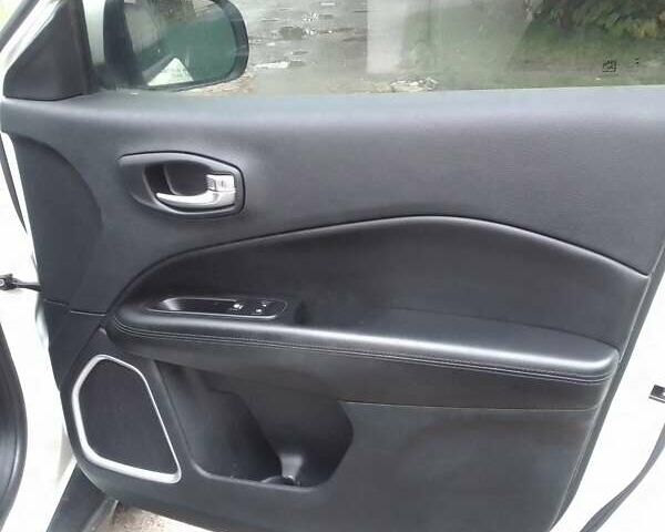 Белый Джип Компас, объемом двигателя 2.36 л и пробегом 180 тыс. км за 14400 $, фото 16 на Automoto.ua