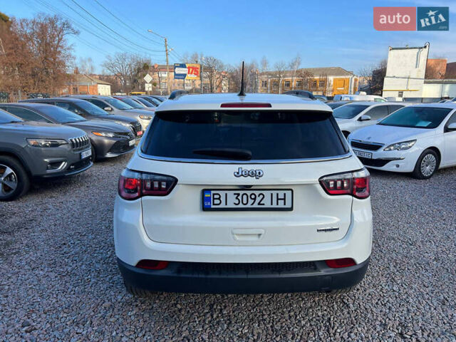 Белый Джип Компас, объемом двигателя 2.36 л и пробегом 79 тыс. км за 15500 $, фото 4 на Automoto.ua