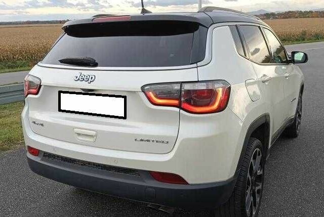 Белый Джип Компас, объемом двигателя 2.4 л и пробегом 105 тыс. км за 9200 $, фото 5 на Automoto.ua