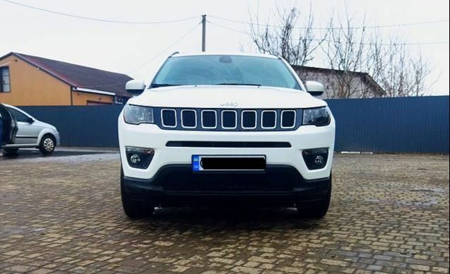 Білий Джип Compass, об'ємом двигуна 0 л та пробігом 50 тис. км за 12000 $, фото 2 на Automoto.ua