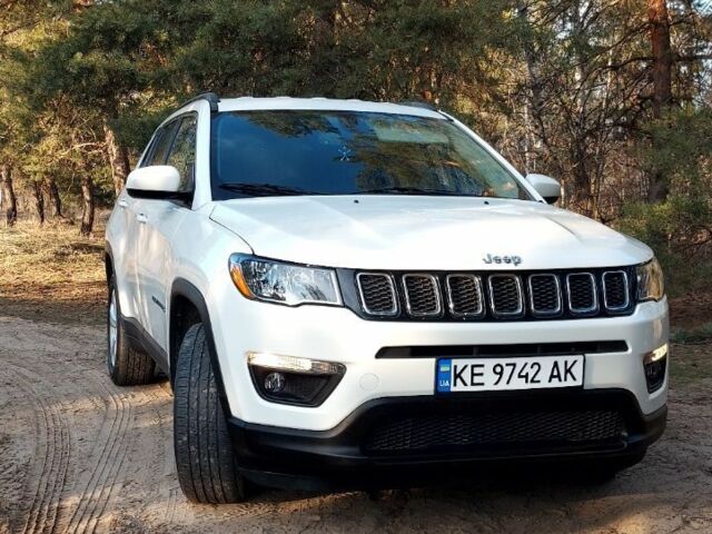 Белый Джип Компас, объемом двигателя 2.4 л и пробегом 81 тыс. км за 17900 $, фото 3 на Automoto.ua