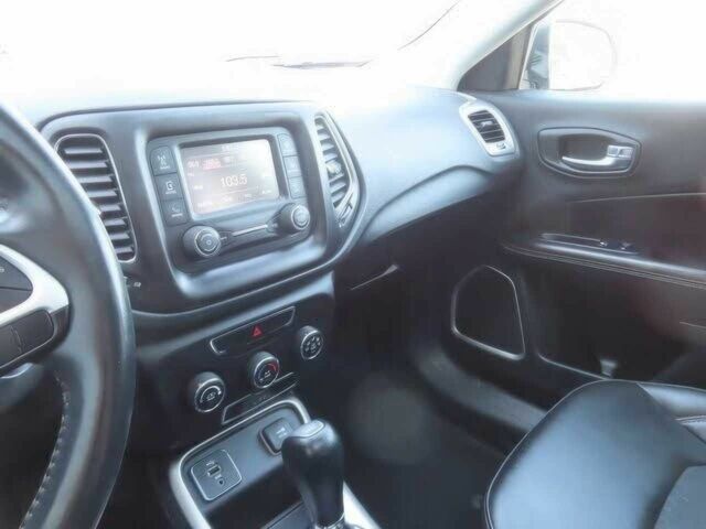 Білий Джип Compass, об'ємом двигуна 2.4 л та пробігом 43 тис. км за 9800 $, фото 10 на Automoto.ua