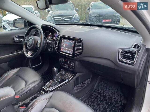 Білий Джип Compass, об'ємом двигуна 2.36 л та пробігом 91 тис. км за 15700 $, фото 8 на Automoto.ua