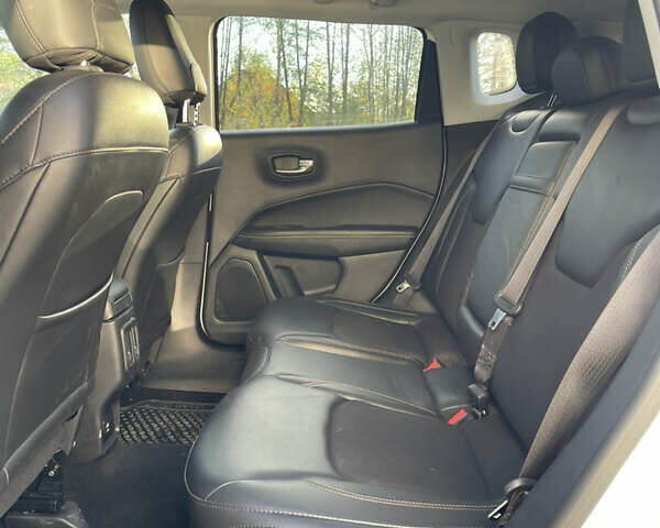 Белый Джип Компас, объемом двигателя 2.4 л и пробегом 47 тыс. км за 14900 $, фото 14 на Automoto.ua