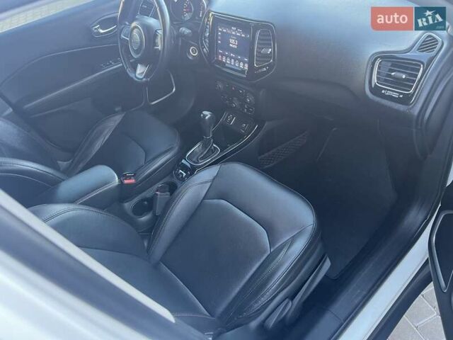 Білий Джип Compass, об'ємом двигуна 2.36 л та пробігом 117 тис. км за 16350 $, фото 23 на Automoto.ua