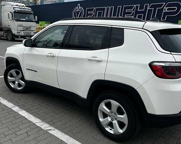 Белый Джип Компас, объемом двигателя 2.36 л и пробегом 86 тыс. км за 14400 $, фото 2 на Automoto.ua