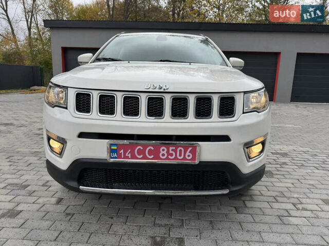 Белый Джип Компас, объемом двигателя 2.4 л и пробегом 167 тыс. км за 15500 $, фото 12 на Automoto.ua