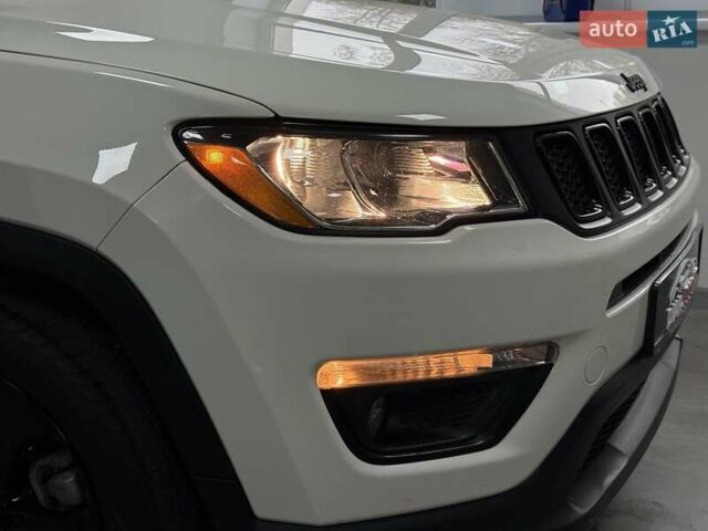 Джип Компас 2019 в Полтаве на Automoto.ua Белый Джип Компас, объемом двигателя 2.4 л и пробегом 201 тыс. км за 15300 $, фото 6 на Automoto.ua