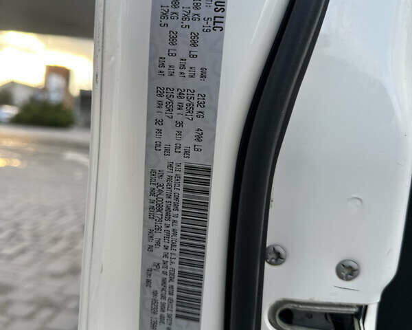 Белый Джип Компас, объемом двигателя 2.4 л и пробегом 142 тыс. км за 15499 $, фото 95 на Automoto.ua