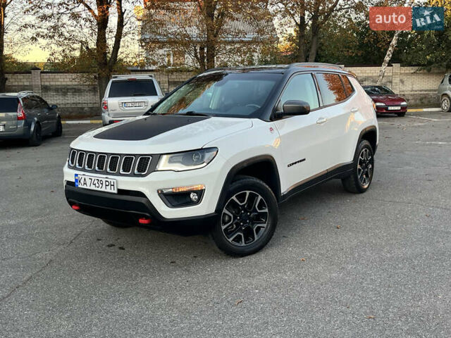 Джип Компас 2019 в Киеве на Automoto.ua Белый Джип Компас, объемом двигателя 2.36 л и пробегом 109 тыс. км за 17500 $, фото 26 на Automoto.ua