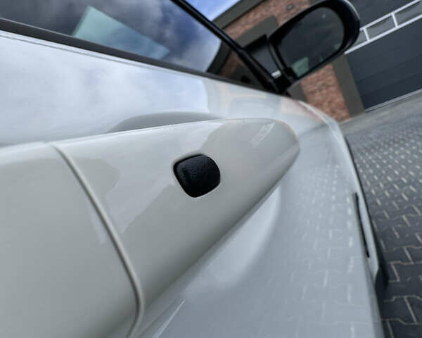Білий Джип Compass, об'ємом двигуна 2.4 л та пробігом 45 тис. км за 16300 $, фото 31 на Automoto.ua