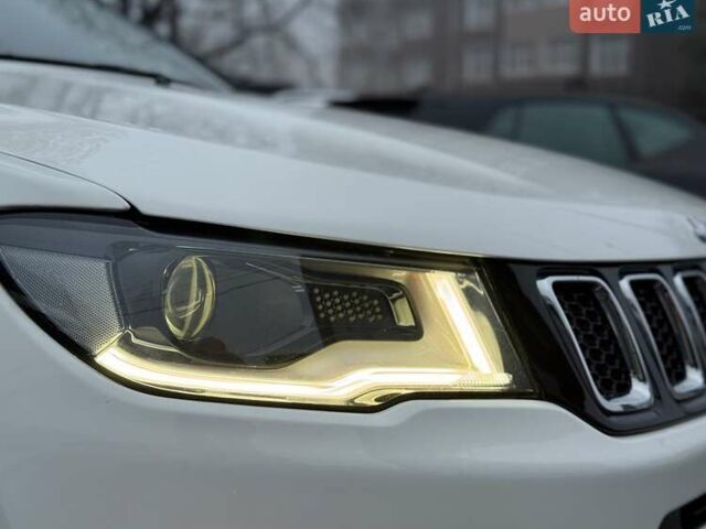 Белый Джип Компас, объемом двигателя 2.36 л и пробегом 71 тыс. км за 16400 $, фото 13 на Automoto.ua