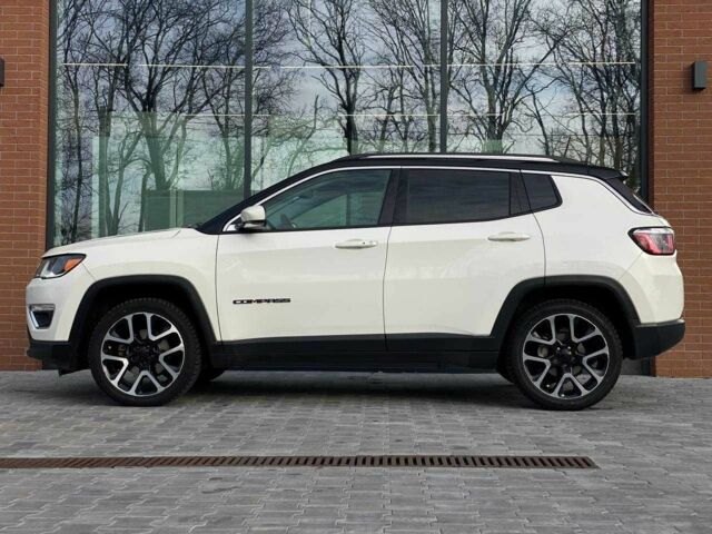 Белый Джип Компас, объемом двигателя 2.4 л и пробегом 108 тыс. км за 15490 $, фото 3 на Automoto.ua