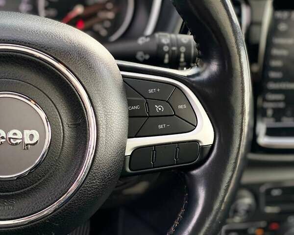 Белый Джип Компас, объемом двигателя 2.36 л и пробегом 108 тыс. км за 15490 $, фото 31 на Automoto.ua