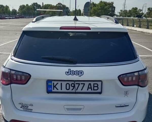 Белый Джип Компас, объемом двигателя 2.36 л и пробегом 59 тыс. км за 15800 $, фото 1 на Automoto.ua