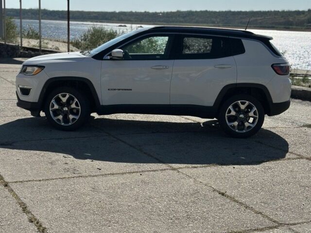 Білий Джип Compass, об'ємом двигуна 2.4 л та пробігом 115 тис. км за 15000 $, фото 2 на Automoto.ua