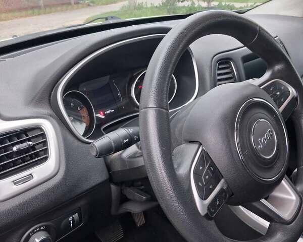 Белый Джип Компас, объемом двигателя 2.5 л и пробегом 118 тыс. км за 13600 $, фото 17 на Automoto.ua