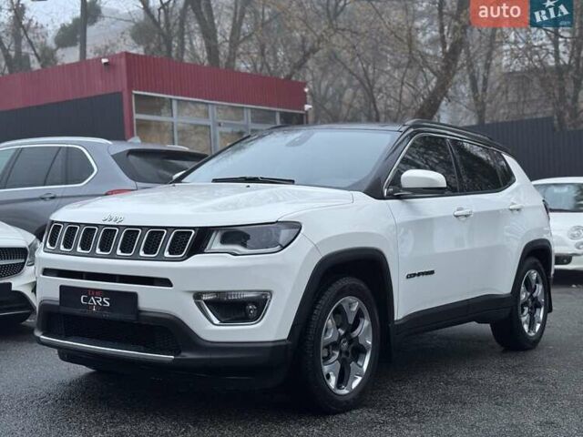 Белый Джип Компас, объемом двигателя 2.36 л и пробегом 71 тыс. км за 16400 $, фото 2 на Automoto.ua