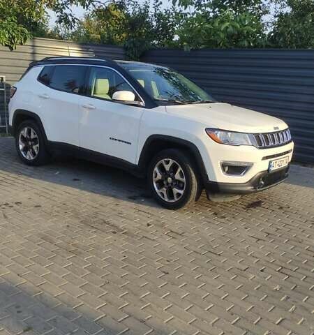 Белый Джип Компас, объемом двигателя 2.36 л и пробегом 104 тыс. км за 15300 $, фото 2 на Automoto.ua
