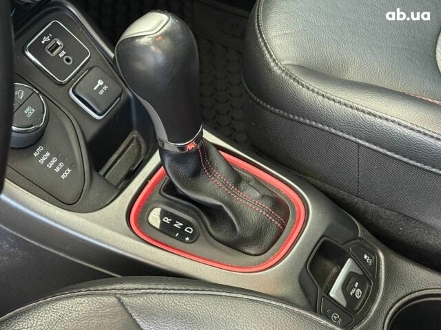Білий Джип Compass, об'ємом двигуна 2.4 л та пробігом 96 тис. км за 19490 $, фото 14 на Automoto.ua