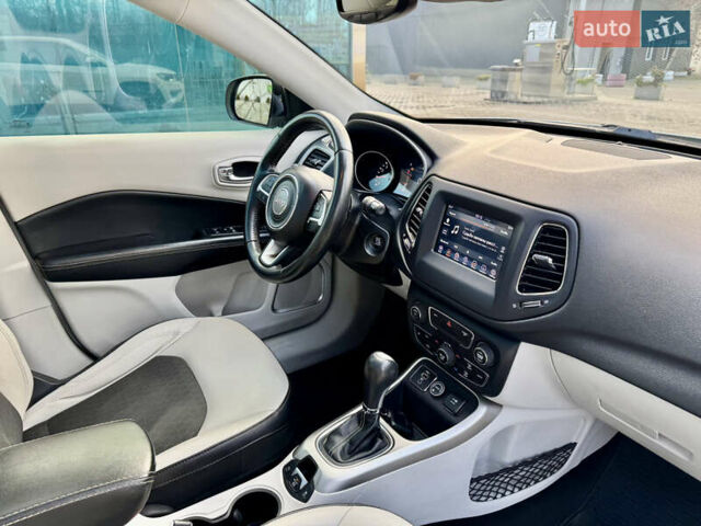 Білий Джип Compass, об'ємом двигуна 2.36 л та пробігом 141 тис. км за 14999 $, фото 22 на Automoto.ua