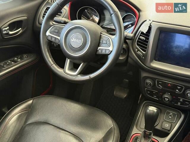 Белый Джип Компас, объемом двигателя 2.4 л и пробегом 96 тыс. км за 19490 $, фото 25 на Automoto.ua