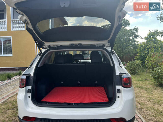 Белый Джип Компас, объемом двигателя 2.36 л и пробегом 74 тыс. км за 16700 $, фото 20 на Automoto.ua