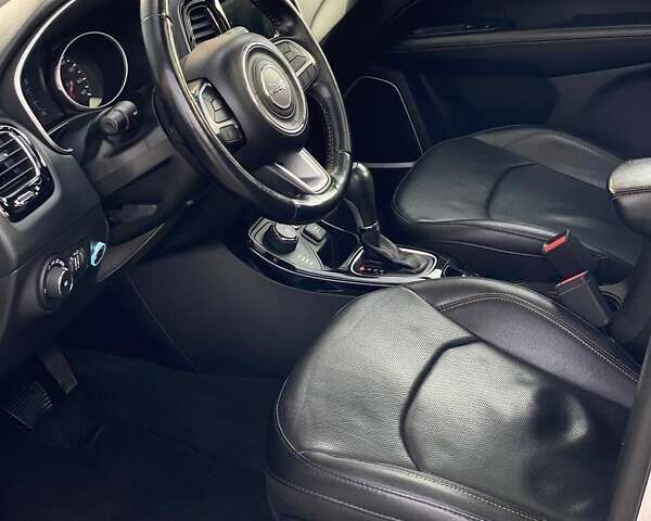 Белый Джип Компас, объемом двигателя 2.36 л и пробегом 108 тыс. км за 15490 $, фото 22 на Automoto.ua