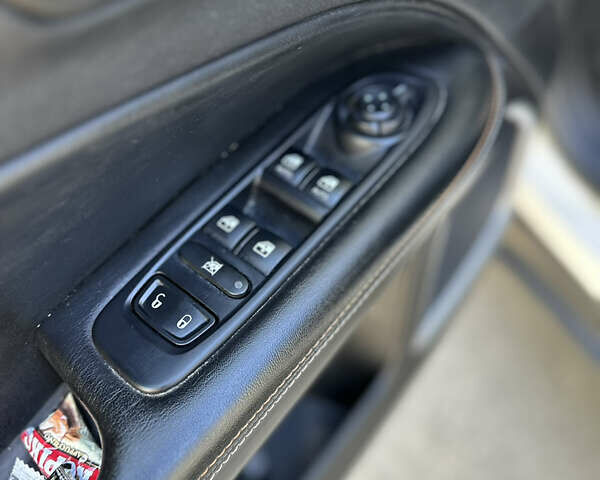 Белый Джип Компас, объемом двигателя 2.36 л и пробегом 75 тыс. км за 14800 $, фото 17 на Automoto.ua