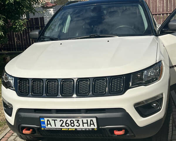 Белый Джип Компас, объемом двигателя 2.36 л и пробегом 74 тыс. км за 16700 $, фото 2 на Automoto.ua